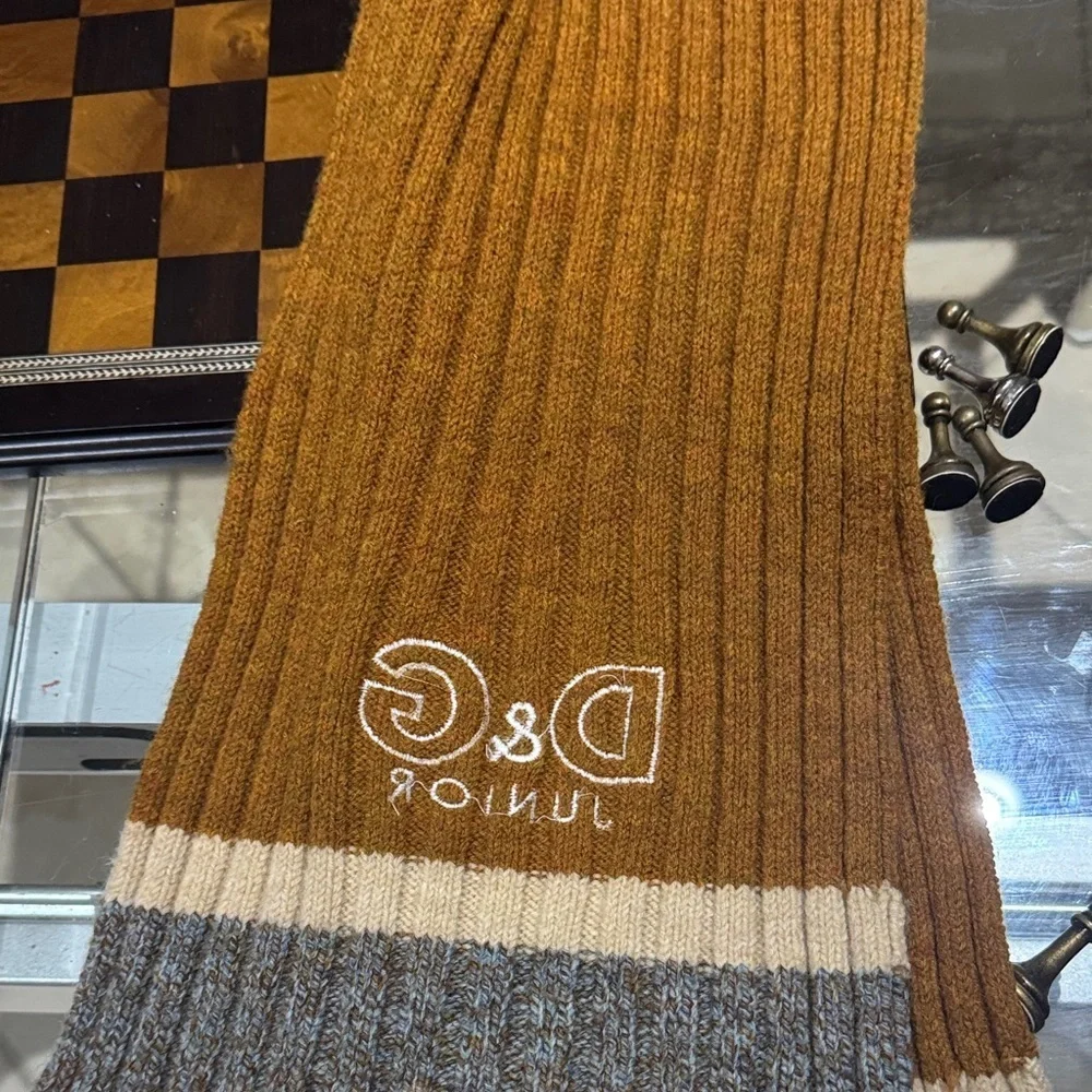 D&G Kids Tan and Gray Mittens Set